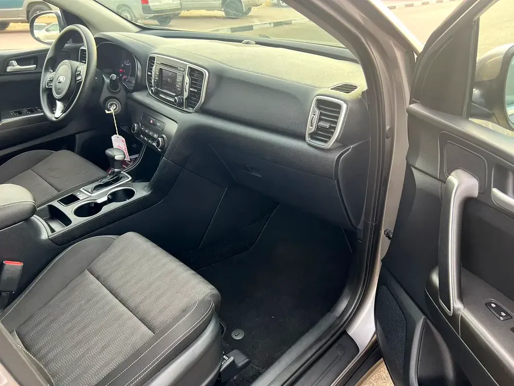 2019 Kia  Sportage Fe
Mioption-Rear Camara -2.4L-V4- - Image 13