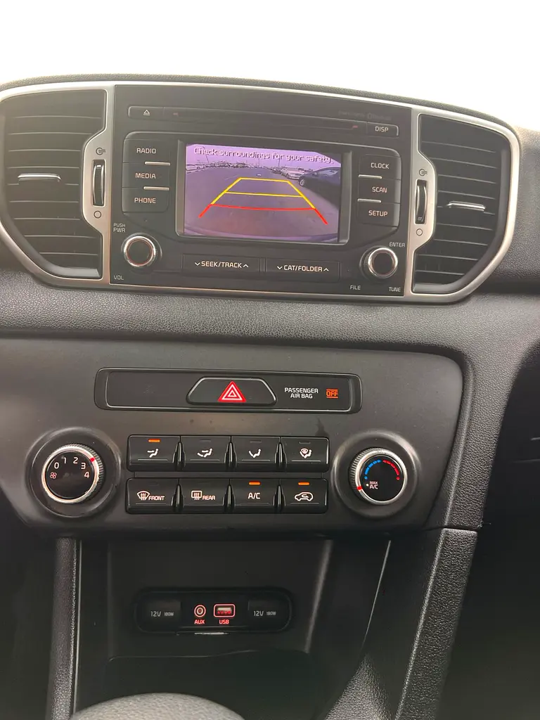 2019 Kia  Sportage Fe
Mioption-Rear Camara -2.4L-V4- - Image 18