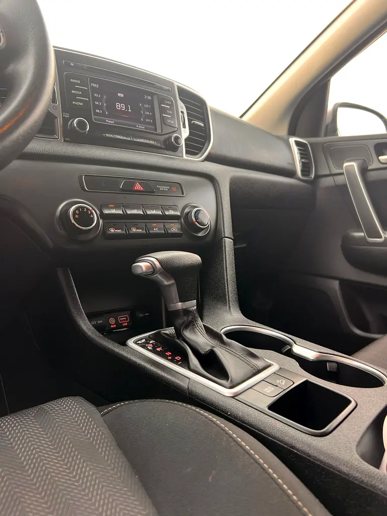 2019 Kia  Sportage Fe
Mioption-Rear Camara -2.4L-V4- - Image 19