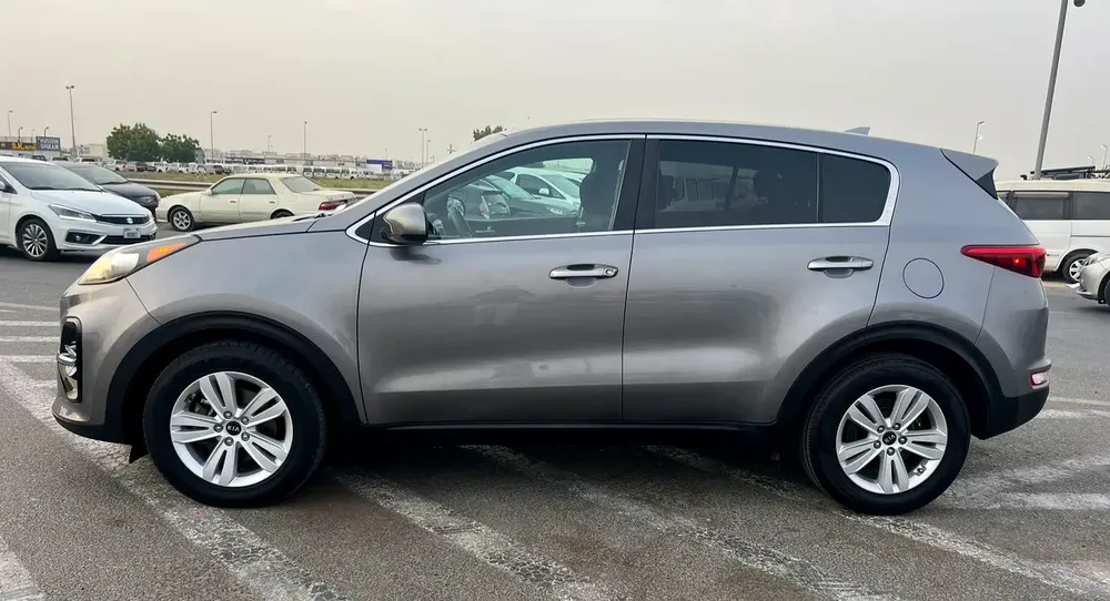 2019 Kia  Sportage Fe
Mioption-Rear Camara -2.4L-V4- - Image 5