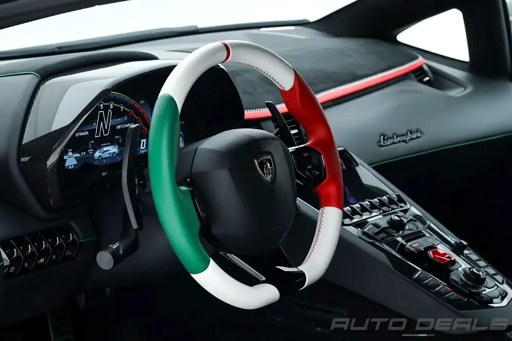 2019 Lamborghini Aventador SVJ Coupe | GCC - Service Contract - Extremely Low Mileage | 6.5L V12 - Image 15