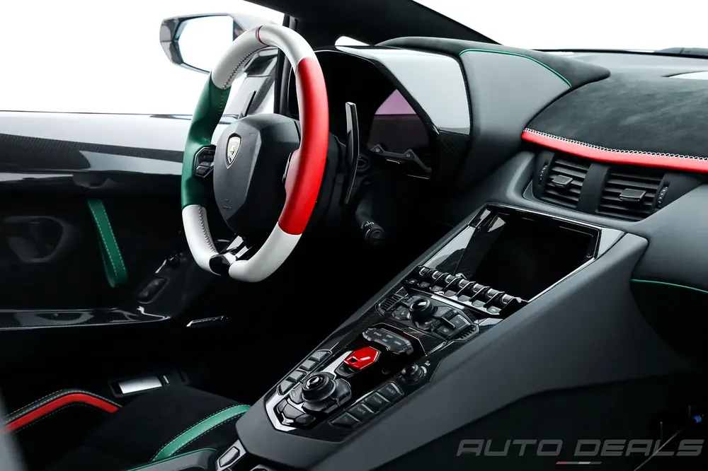 2019 Lamborghini Aventador SVJ Coupe | GCC - Service Contract - Extremely Low Mileage | 6.5L V12 - Image 16