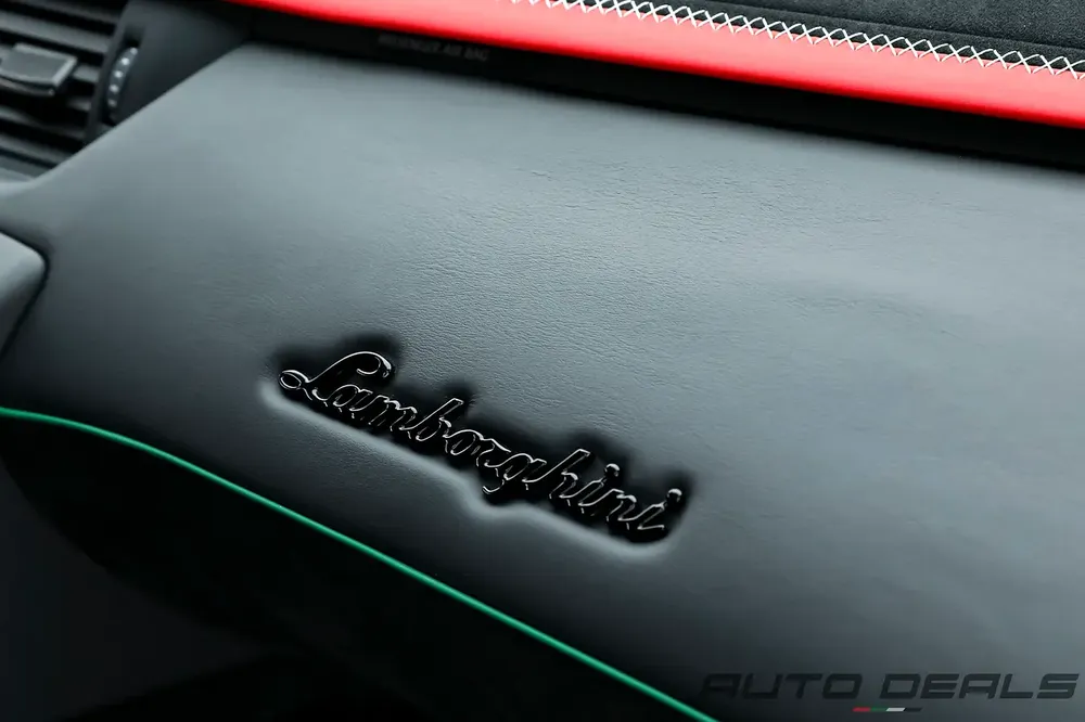 2019 Lamborghini Aventador SVJ Coupe | GCC - Service Contract - Extremely Low Mileage | 6.5L V12 - Image 18