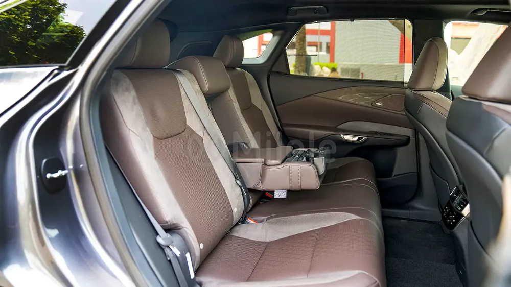 RX 350H EXECUTIVE | 2-YEAR WARRANTY + SERVICE AVAILABLE | IN-HOUSE FINANCING | 0% DOWNPAYMENT (BANK) - Image 17