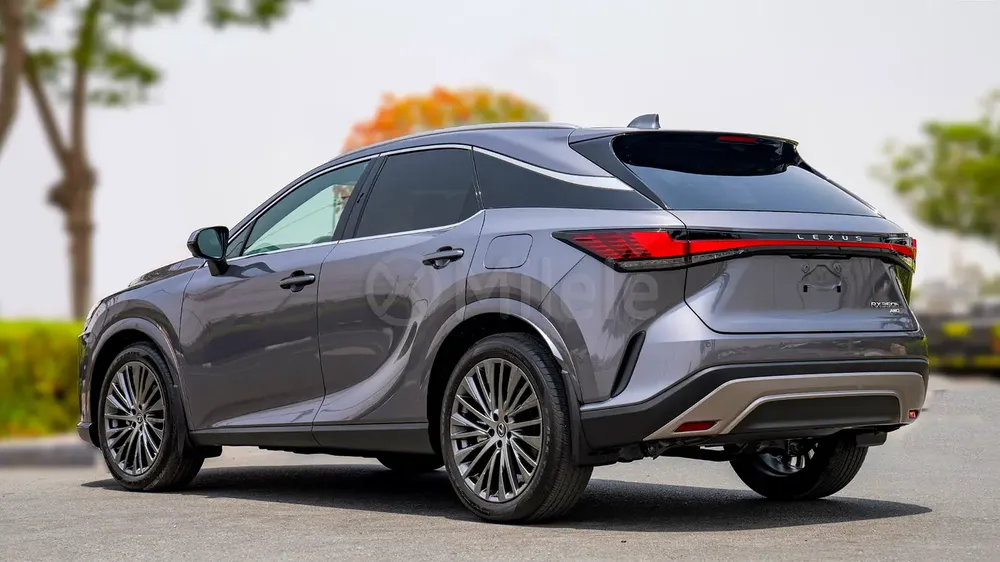 RX 350H EXECUTIVE | 2-YEAR WARRANTY + SERVICE AVAILABLE | IN-HOUSE FINANCING | 0% DOWNPAYMENT (BANK) - Image 6