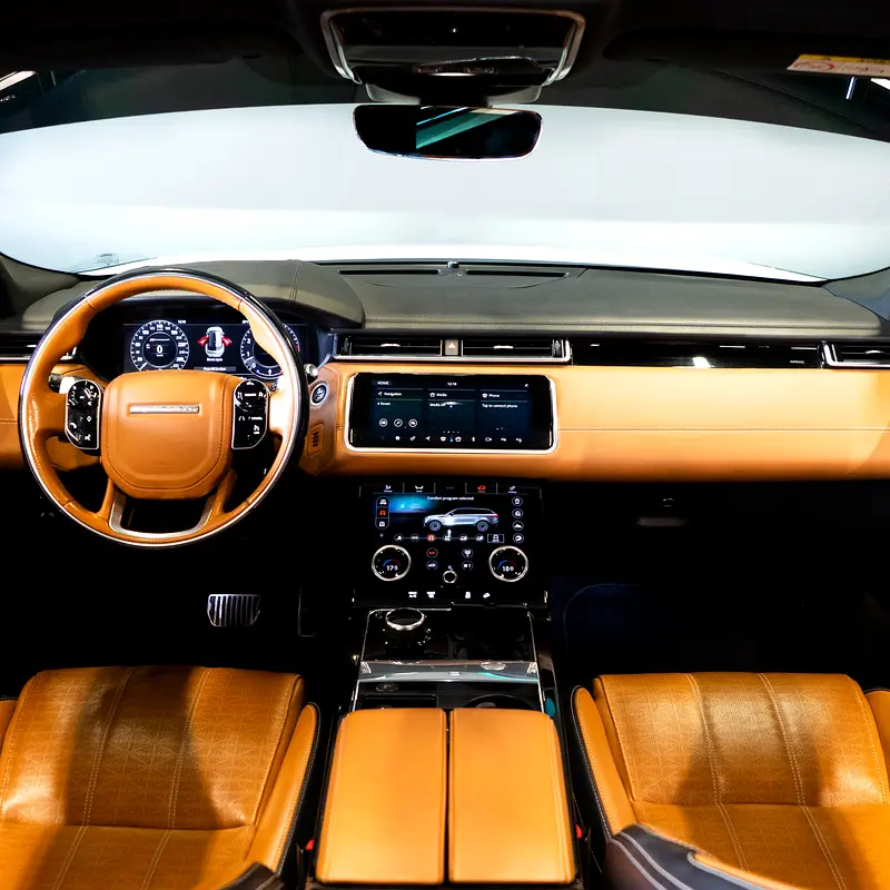 AED 2,565 pm  • 0% Downpayment • Velar P380 HSE R-Dynamic  • 1 Year Warranty - Image 15