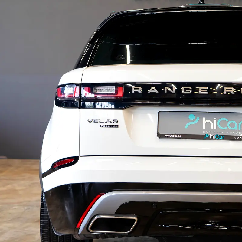 AED 2,565 pm  • 0% Downpayment • Velar P380 HSE R-Dynamic  • 1 Year Warranty - Image 6