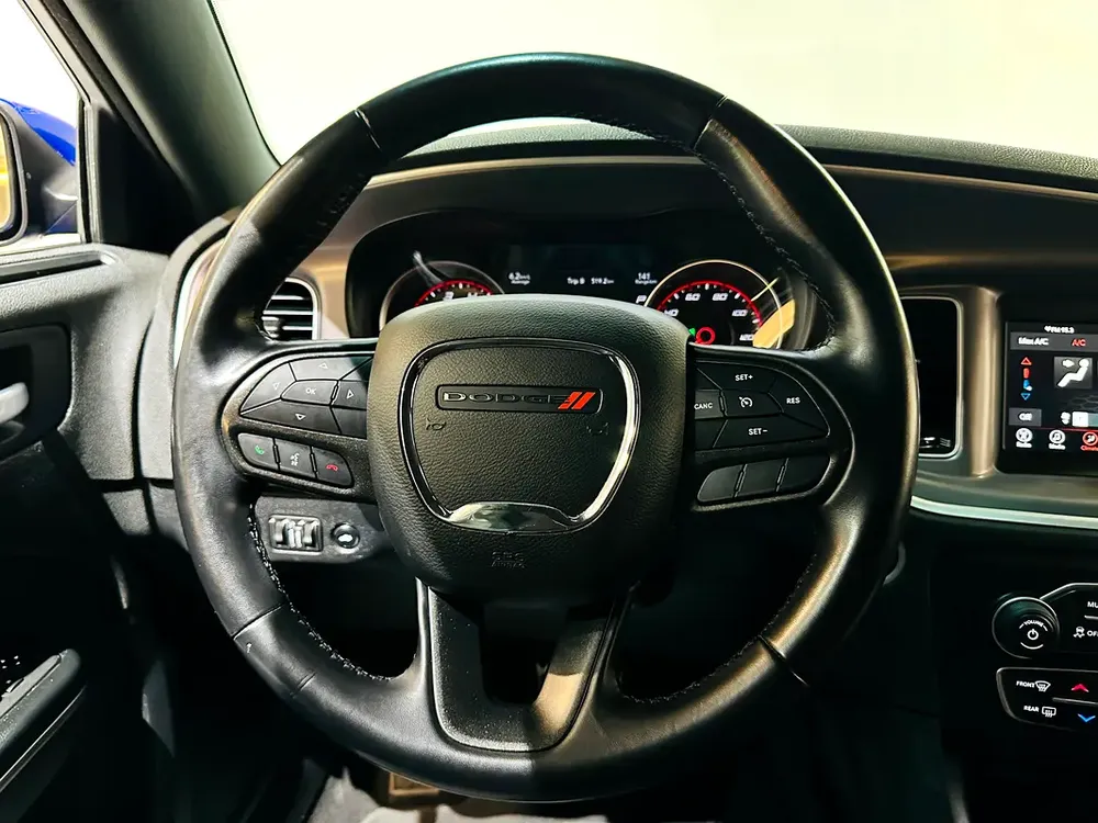 Dodge Charger 2022/SXT/Warranty/3.6L V6 - Image 12