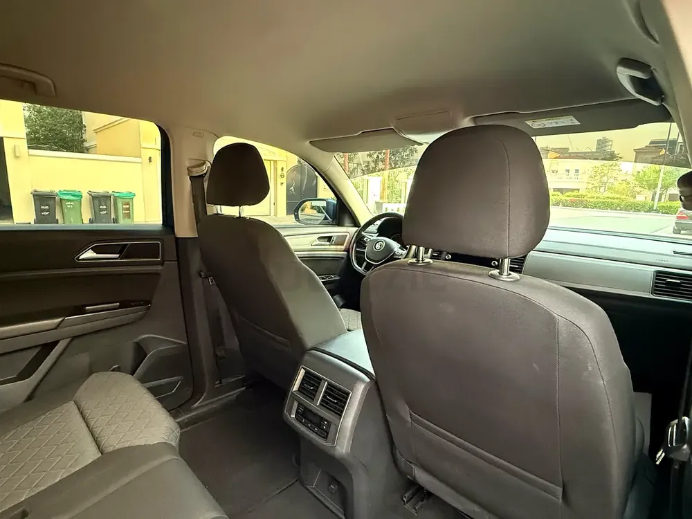 2019 Volkswagen Teramont S | GCC Specs | Well Maintained - Image 18