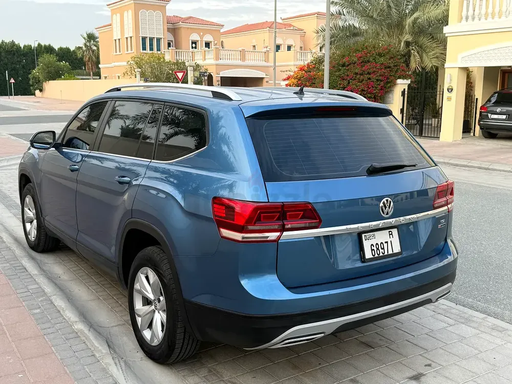 2019 Volkswagen Teramont S | GCC Specs | Well Maintained - Image 6