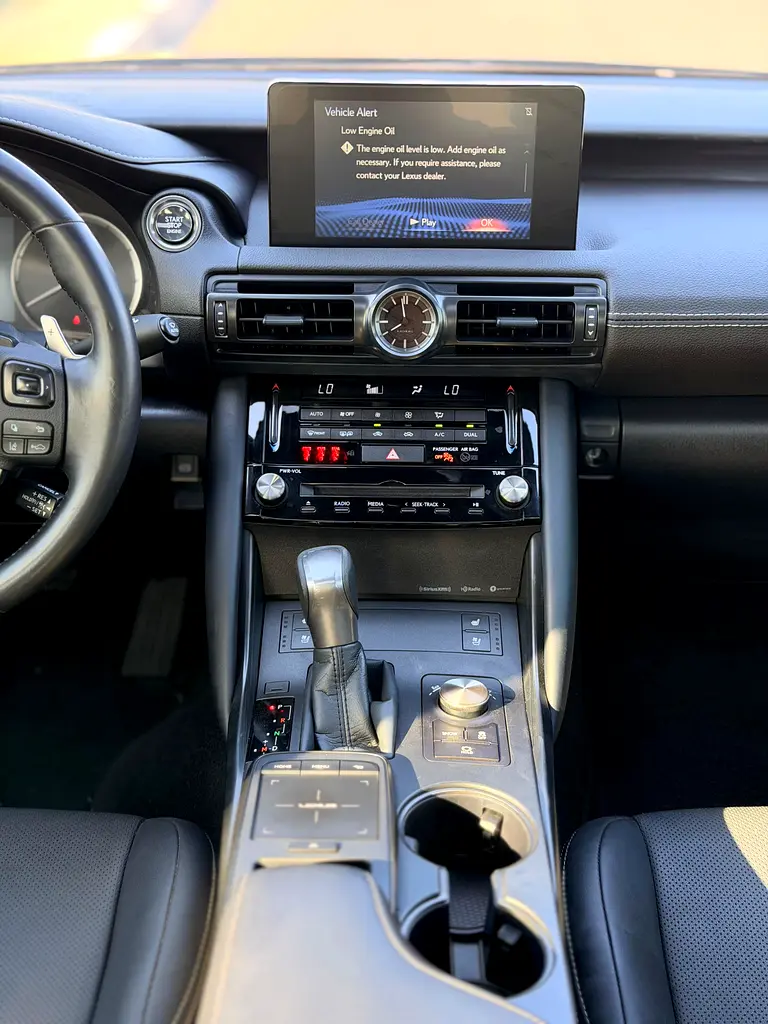 2024 Lexus IS 300 - Pristine Condition - WELL MAINTAINED - Image 5