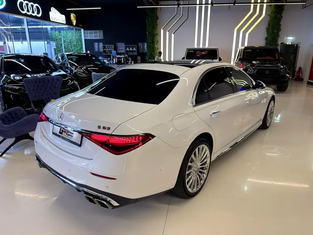 Brand New S63 AMG-Eperformance -3 YEARS WARRANTY 100,000KM - Image 5