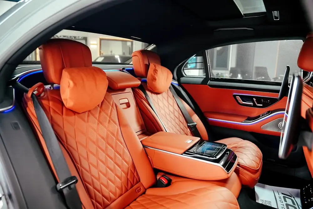 2024 Mercedes-Benz S 500 4Matic | GCC Specs | Brand New Luxury - Image 11