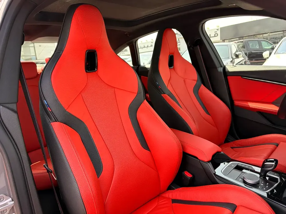 2024 BMW 2-Series M235i xDrive - GCC Specs - Like New! - Image 10