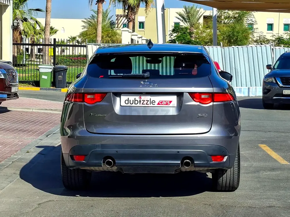AED 1292/month | 2020 Jaguar F-Pace  | GCC Specs | Ref#469279 - Image 6