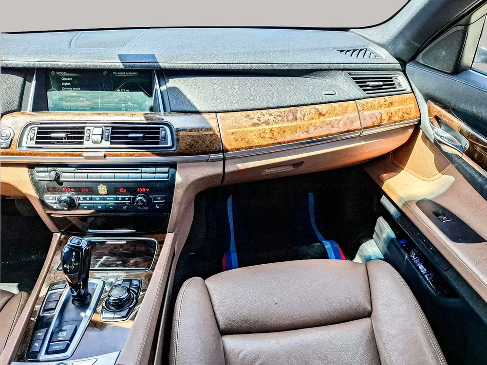 Inspected Car | 2013 BMW 7-Series 750Li | GCC Specs | Ref#461120 - Image 15