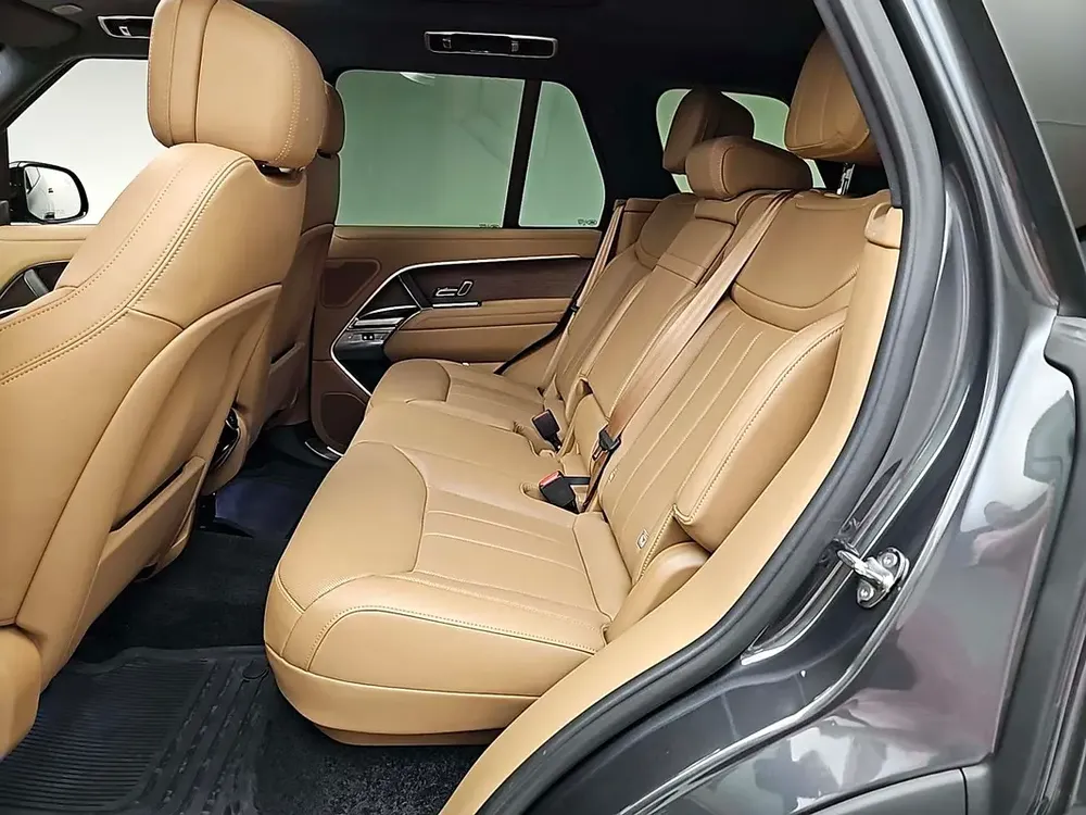 Range Rover SE Plug-In hybrid - Image 14