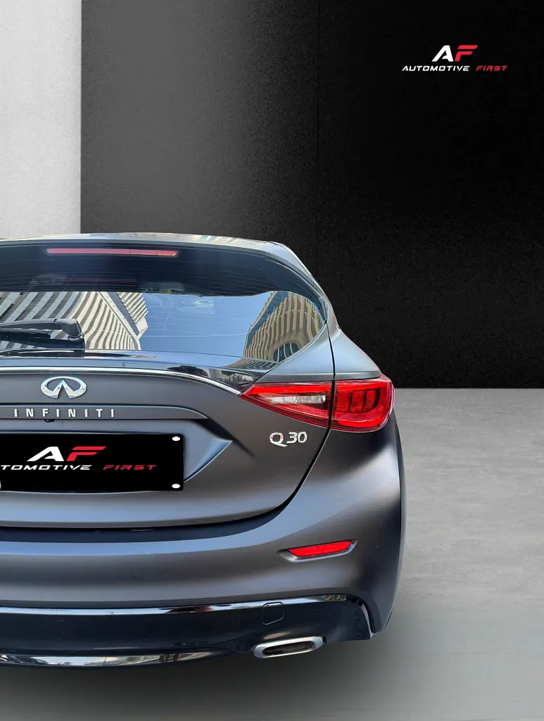 1 Year Warranty | 2017 Infiniti Q30 Premium | GCC - Image 12