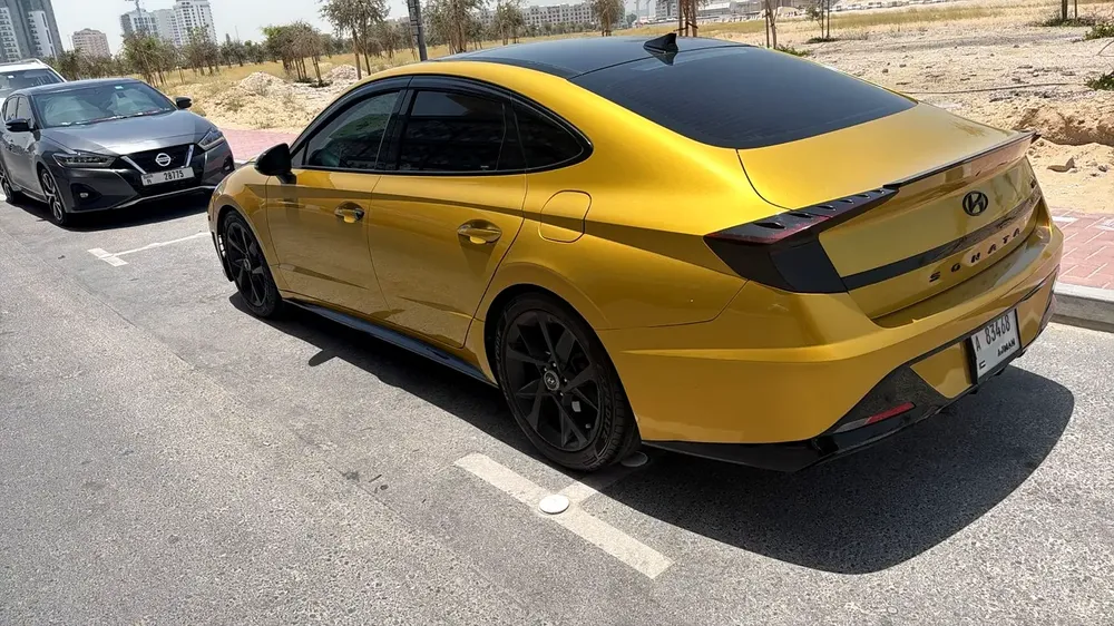 2021 Hyundai Sonata Limited In excellent condition - Image 4