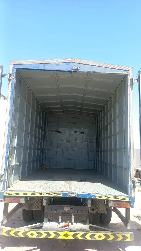 Mitsubishi Canter Standard 2014 - GCC Specs - Well Maintained - Image 5