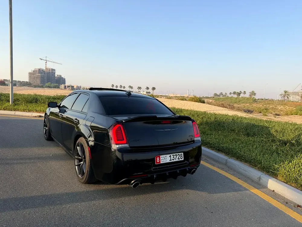 2023 Chrysler 300C SRT8 6.4 Limited Edition - Image 10