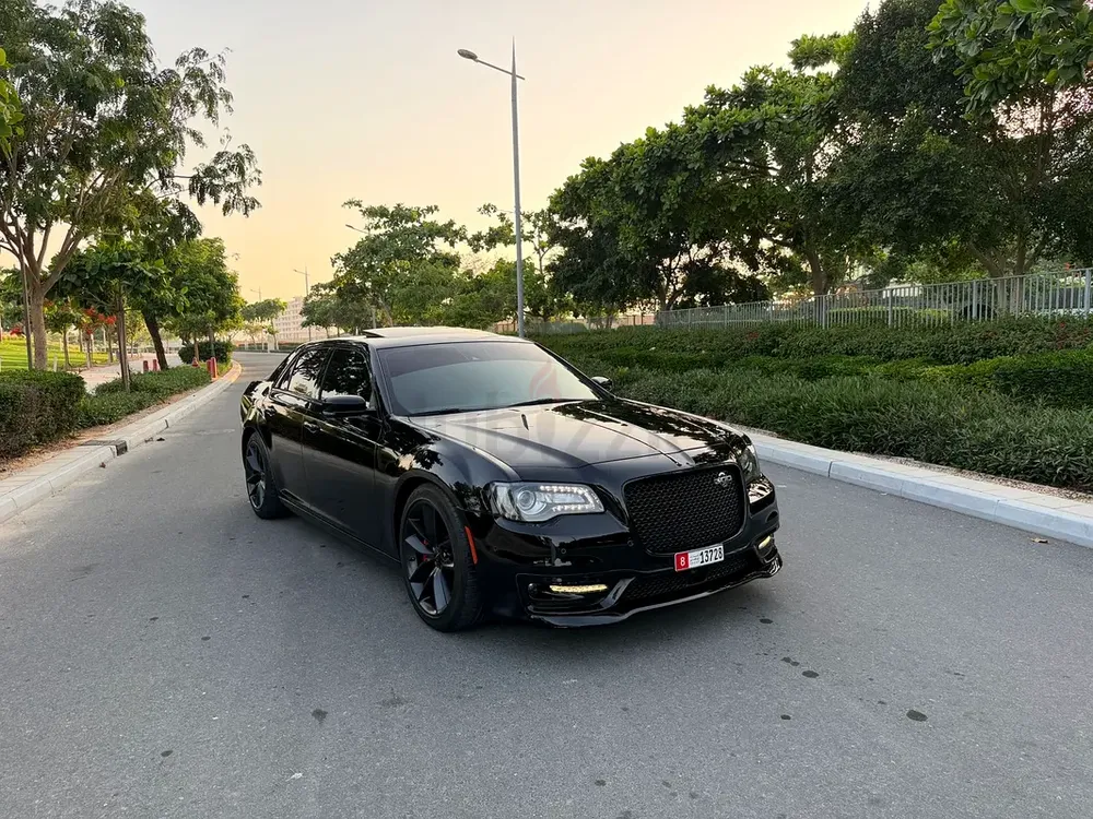 2023 Chrysler 300C SRT8 6.4 Limited Edition - Image 9