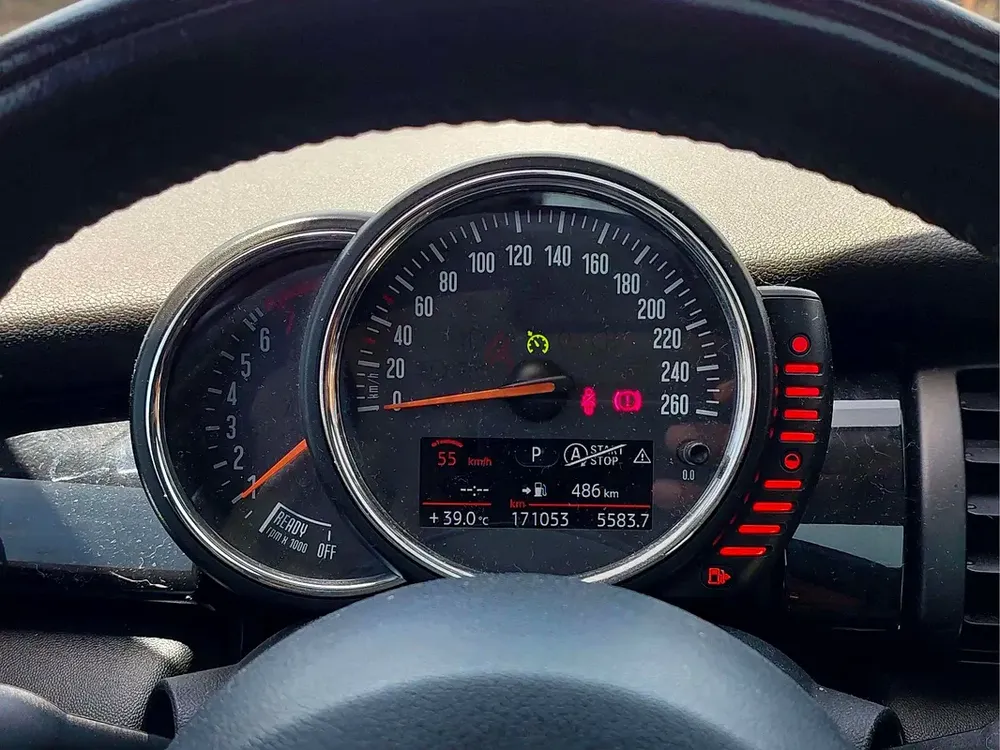 Inspected Car | 2016 MINI Cooper  | GCC Specs | Ref#473469 - Image 15