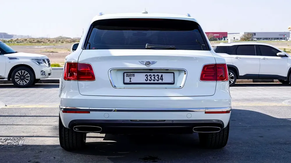 Bentley Bentayga, Gulf, original paint, original checks, in excellent condition - Image 4
