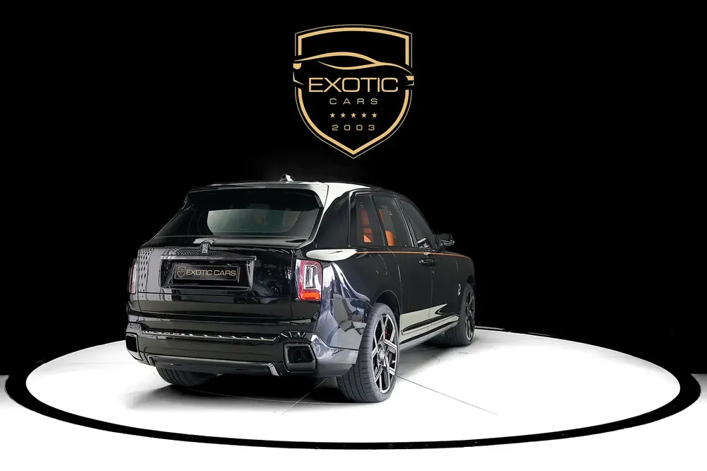 CULLINAN BLACK BADGE | FACELIFT | TWO TONE INTERIOR | REAR TABLES | BESPOKE AUDIO - Image 4