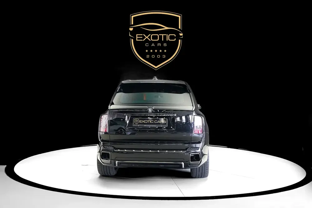 CULLINAN BLACK BADGE | FACELIFT | TWO TONE INTERIOR | REAR TABLES | BESPOKE AUDIO - Image 5