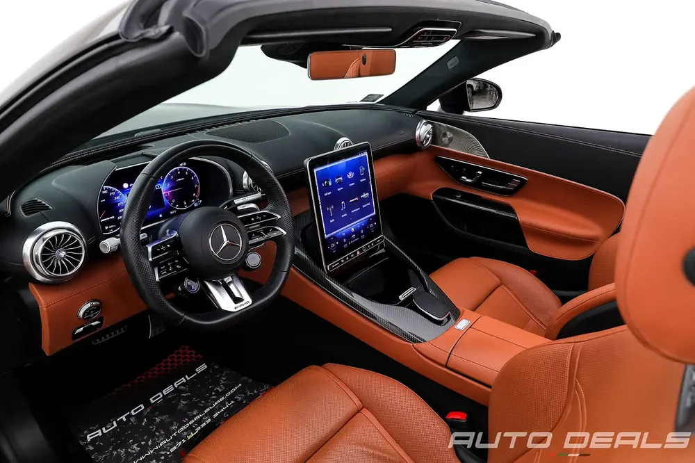 2022 Mercedes Benz SL 55 AMG | GCC Specs | Under Warranty | Service Contract | Low Mileage | 4.0L V8 - Image 10