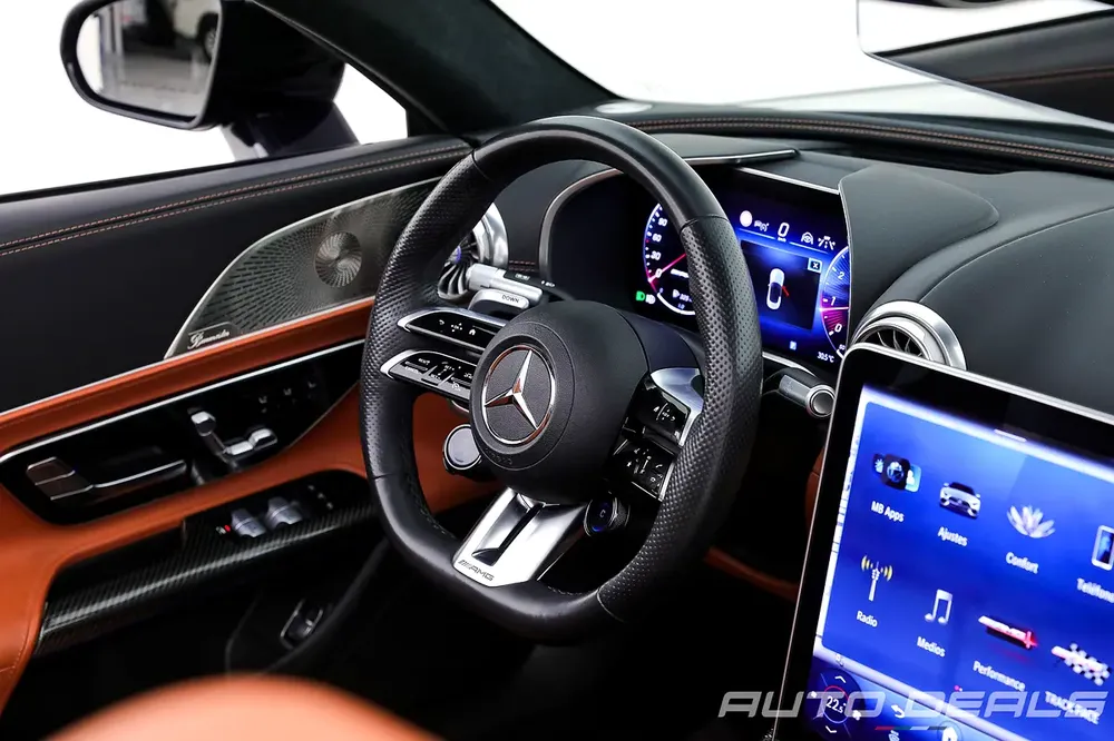2022 Mercedes Benz SL 55 AMG | GCC Specs | Under Warranty | Service Contract | Low Mileage | 4.0L V8 - Image 11