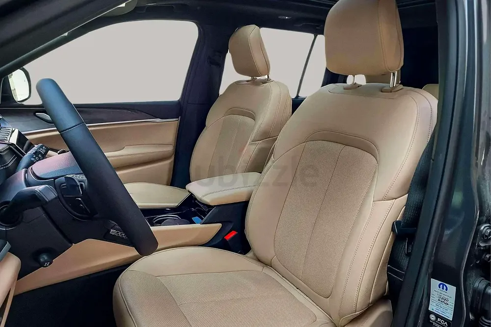 AED 2416/month | 2023 Jeep Grand Cherokee Limited | GCC Specs | Ref#376552 - Image 10