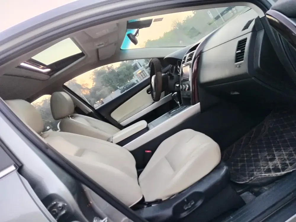 MAZDA CX-9 2014 . GCC . FULL OPTION. - Image 4