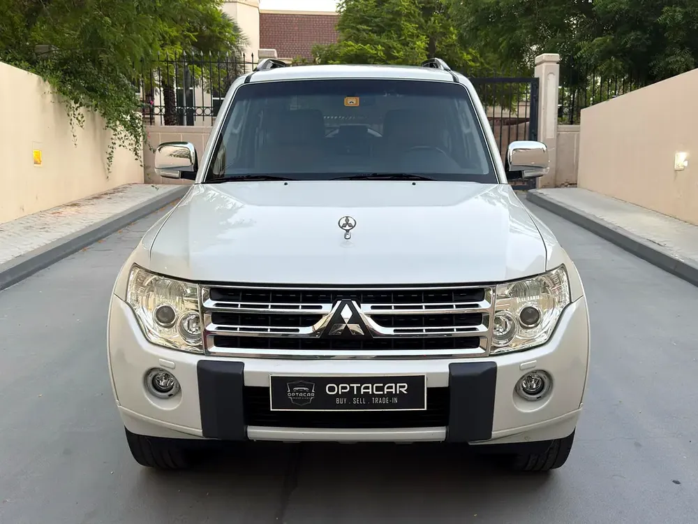 GULF SPECS 2011 MITSUBISHI PAJERO GLS SWB 2-DOOR 3.5LITRE V6 4WD - Image 5