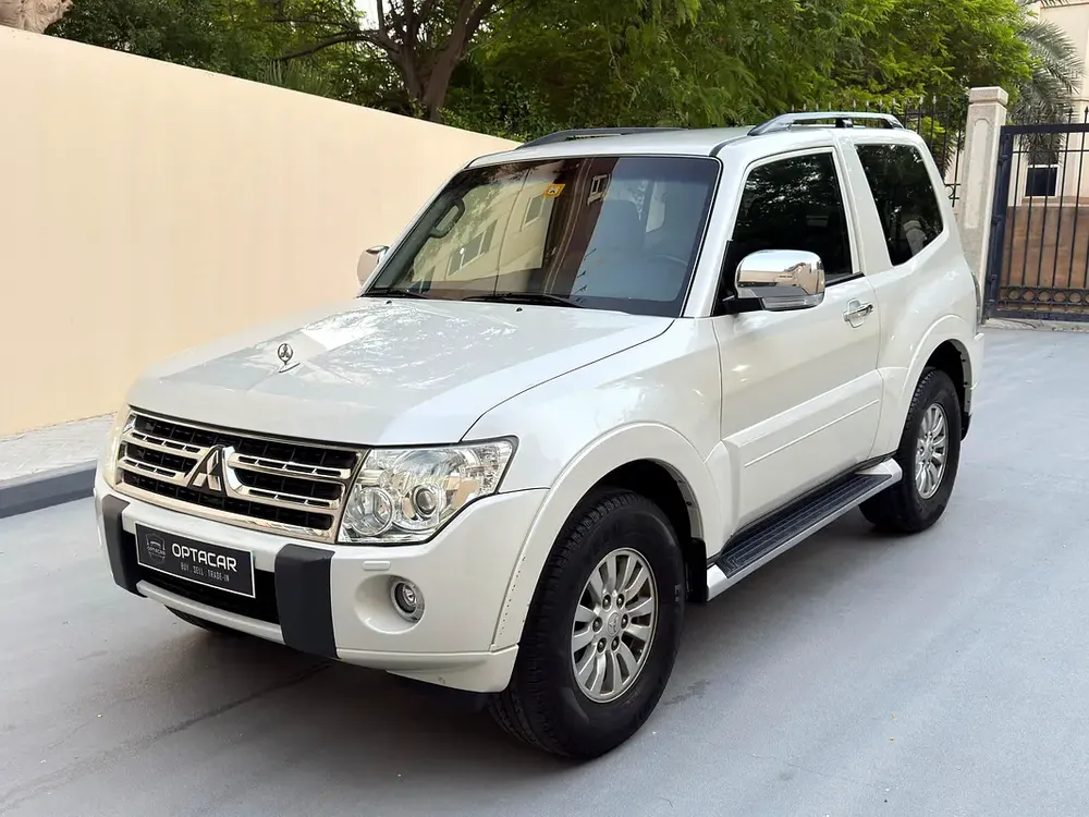GULF SPECS 2011 MITSUBISHI PAJERO GLS SWB 2-DOOR 3.5LITRE V6 4WD - Image 6