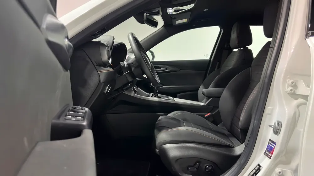 AED 1,838 / Month | Alfa Romeo | Tonale Ti | 2024 | Warranty and Service | Service History - Image 11