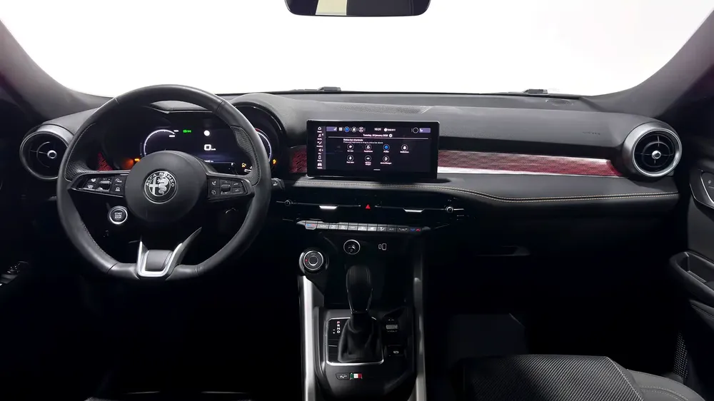 AED 1,838 / Month | Alfa Romeo | Tonale Ti | 2024 | Warranty and Service | Service History - Image 12