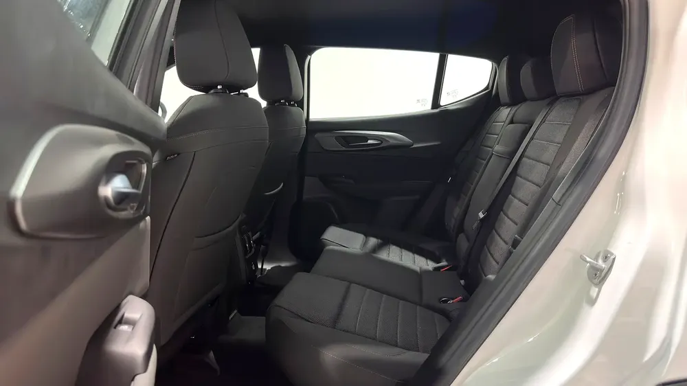 AED 1,838 / Month | Alfa Romeo | Tonale Ti | 2024 | Warranty and Service | Service History - Image 18