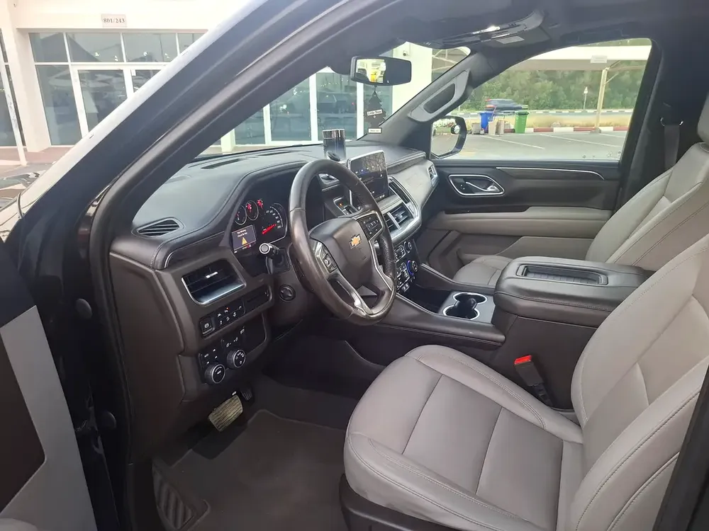 2021 Chevrolet Tahoe LT (( Long )) Full Option | GCC Specs | Low Mileage - Image 12