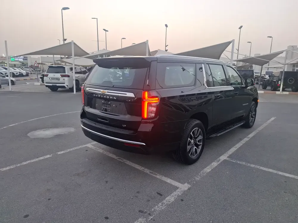 2021 Chevrolet Tahoe LT (( Long )) Full Option | GCC Specs | Low Mileage - Image 5