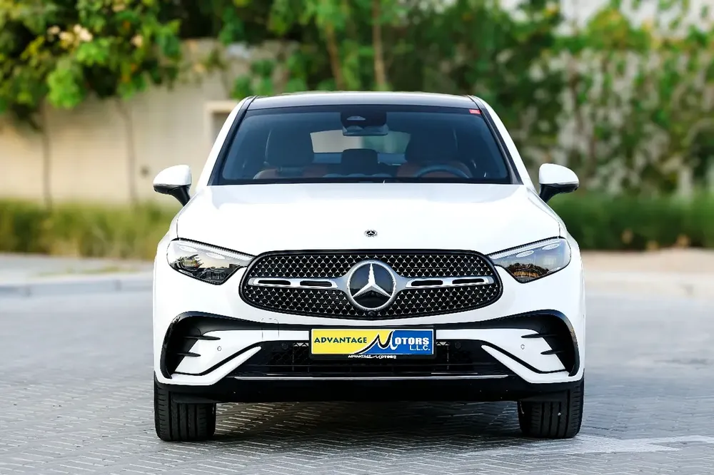 Mercedes-Benz GLC Coupe GLC 200 4Matic AMG KIT Dealer Warranty  Service Contract - Image 5