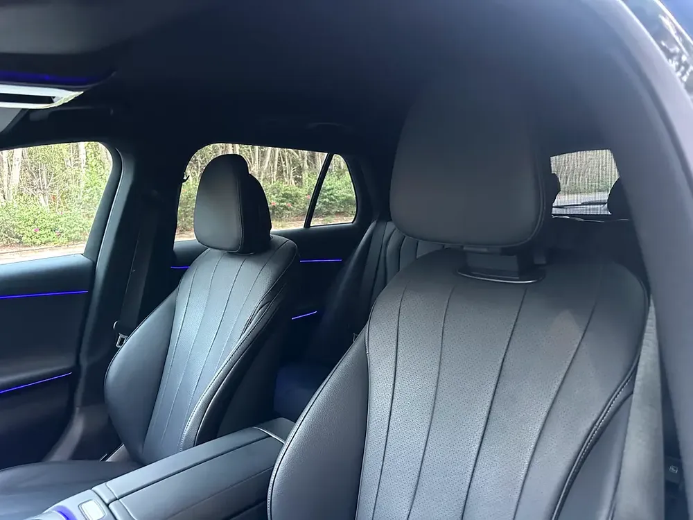 2025 Mercedes-Benz E 300 | Plug-in Hybrid | 2.0L Inline-4 | 313 HP | Excellent Condition - Image 12