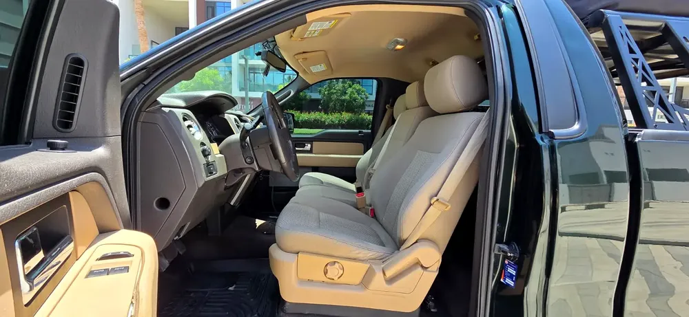 2012 ford F-150 FX4 -Upgrade with X-Metal-Excellent Condition - Image 11