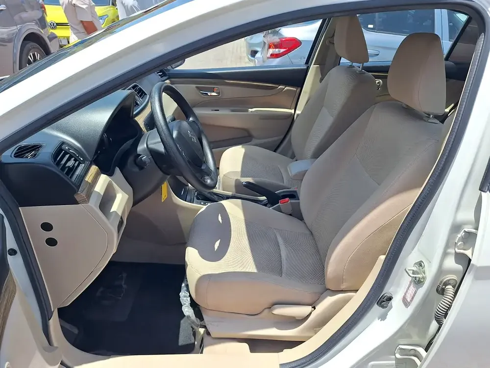 Suzuki Ciaz 2023 GCC Specs - Low Mileage Sedan - Image 7