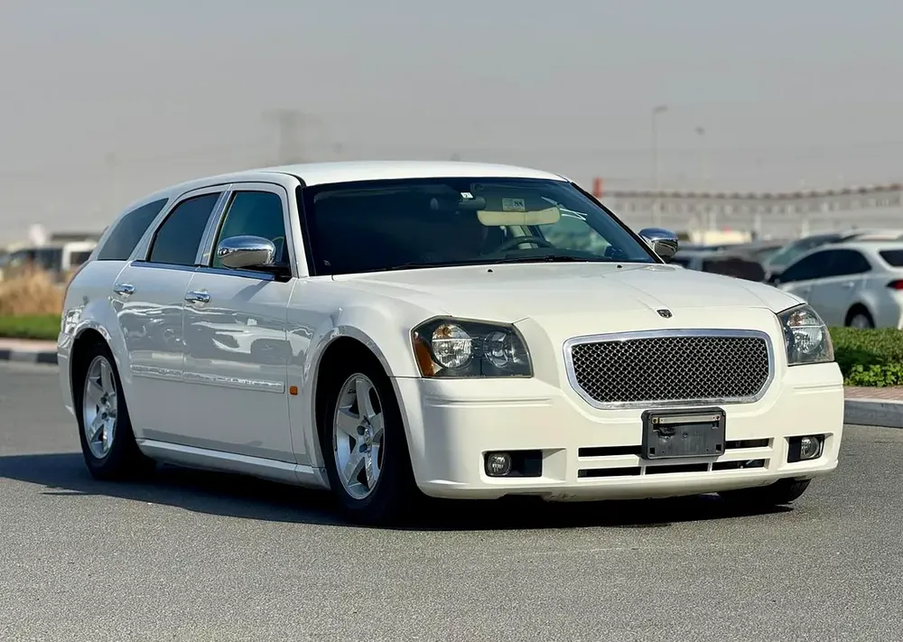 DODGE MAGNUM | 2006 | ONLY : 96787 KM | JAPAN IMPORT | CLEAN TITLE - Image 4