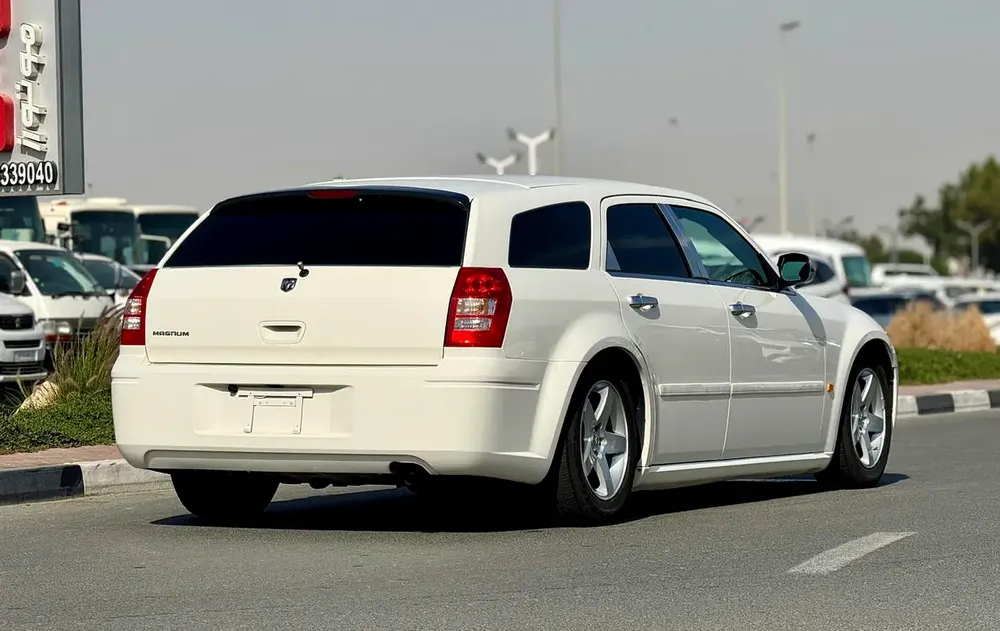DODGE MAGNUM | 2006 | ONLY : 96787 KM | JAPAN IMPORT | CLEAN TITLE - Image 6