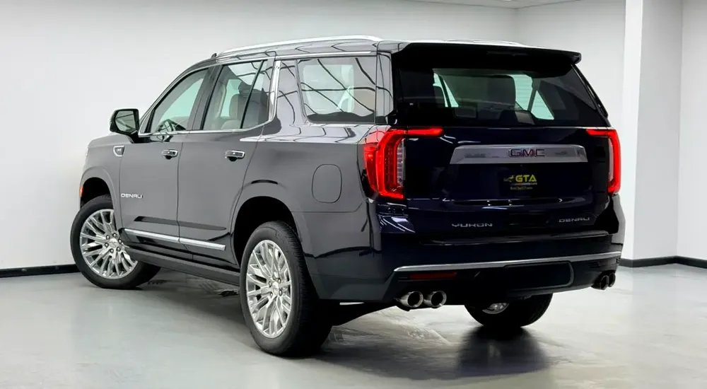 2024 GMC Yukon Denali, 2029 GMC Warranty + Service Pack, Full GMC Service History, Low Km, GCC - Image 6