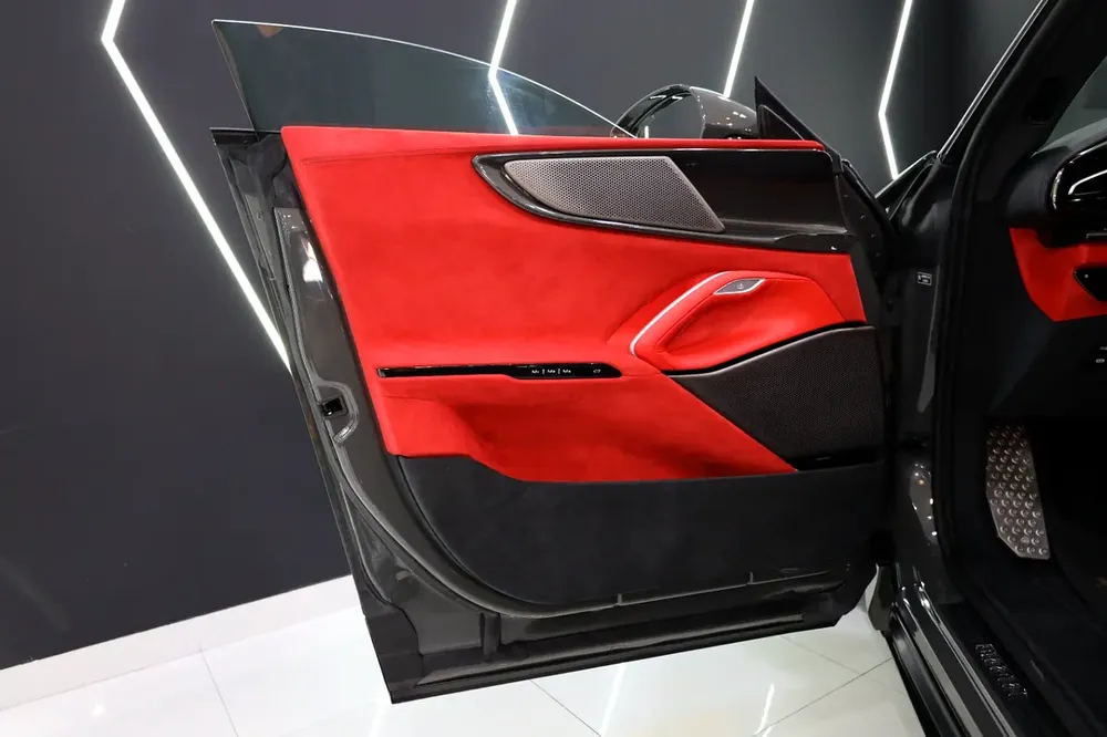 2024 Ferrari Purosangue, Carbon Fiber Package, 360° Camera, Panoramic Roof, Dealer Service Package!! - Image 11