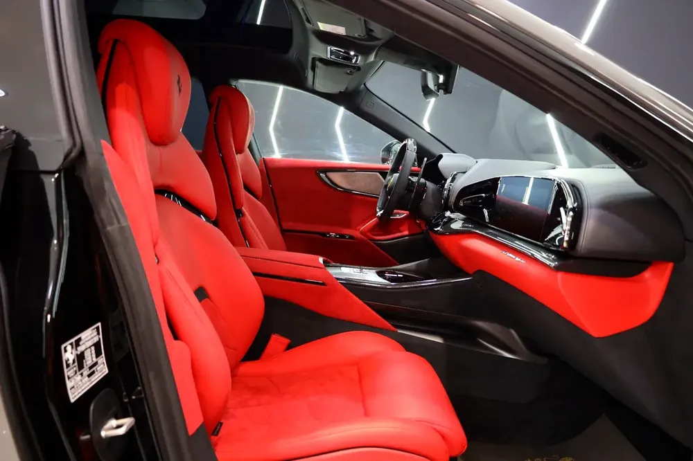2024 Ferrari Purosangue, Carbon Fiber Package, 360° Camera, Panoramic Roof, Dealer Service Package!! - Image 8